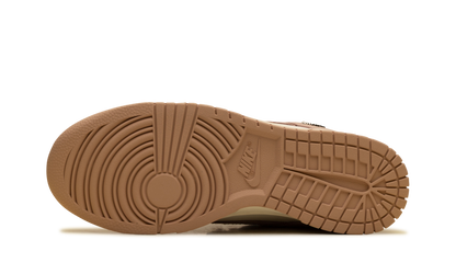 Dunk Low WMNS "Mini Swoosh - Rose Whisper" IB4417 102