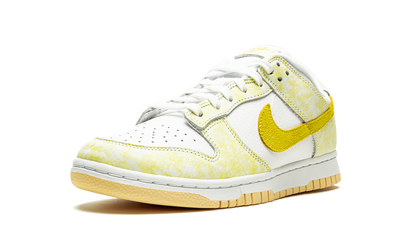 DUNK LOW WMNS "Yellow Strike" DM9467 700