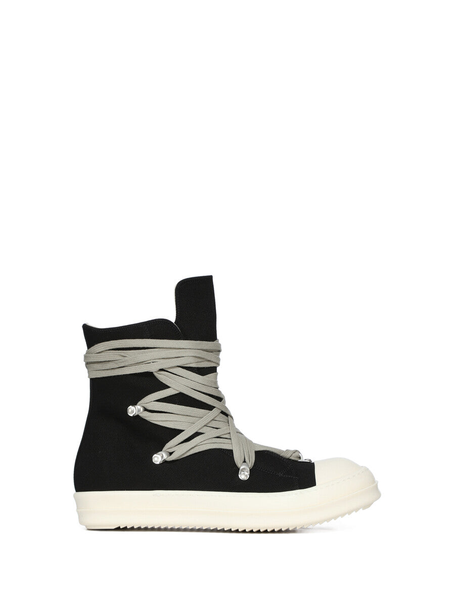 DU01F4809_DOW1_911 | MEGALACE® SNEAKS