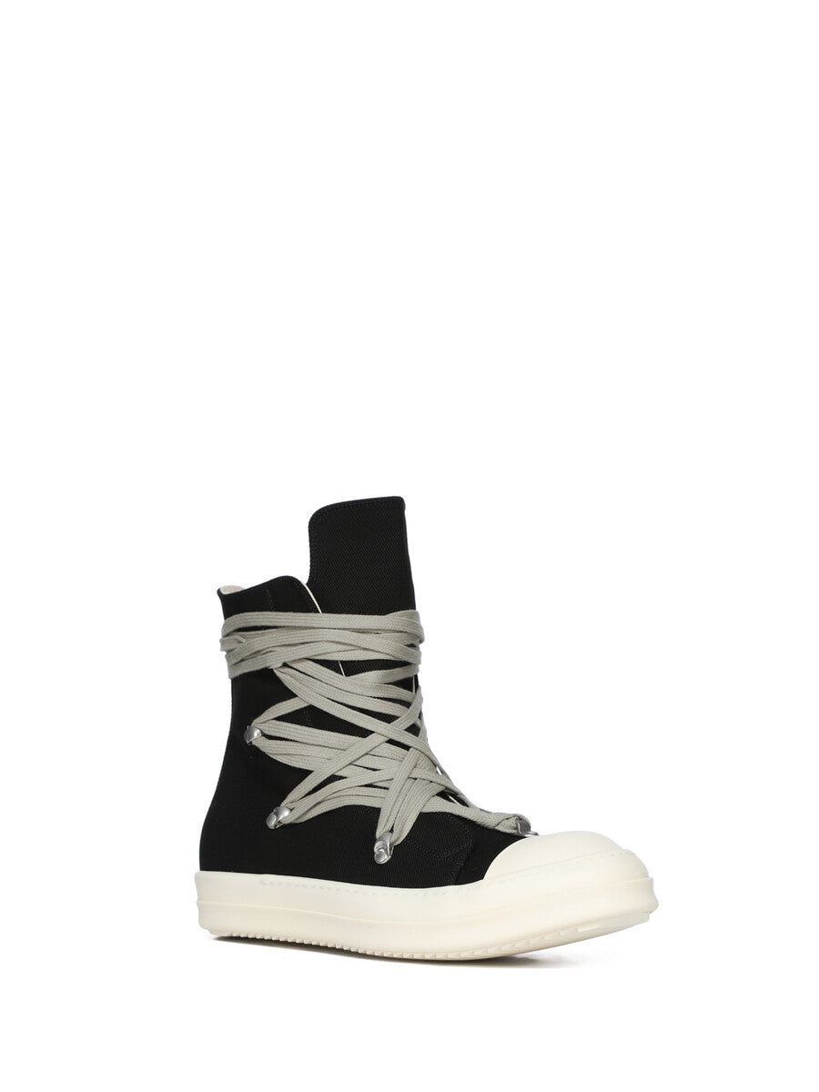 DU01F4809_DOW1_911 | MEGALACE® SNEAKS