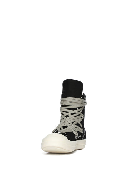 DU01F4809_DOW1_911 | MEGALACE® SNEAKS