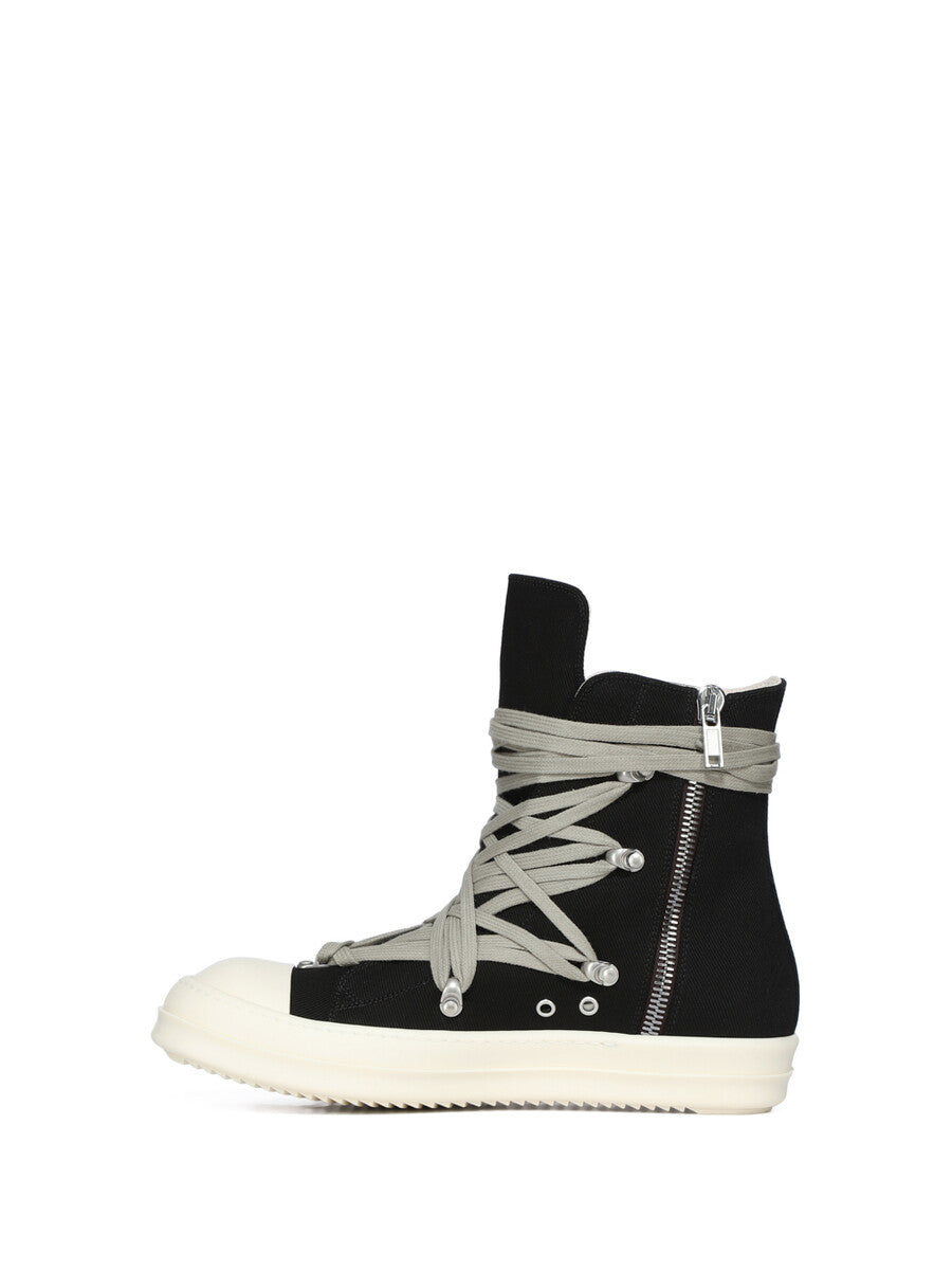 DU01F4809_DOW1_911 | MEGALACE® SNEAKS