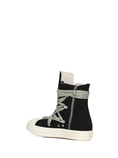 DU01F4809_DOW1_911 | MEGALACE® SNEAKS