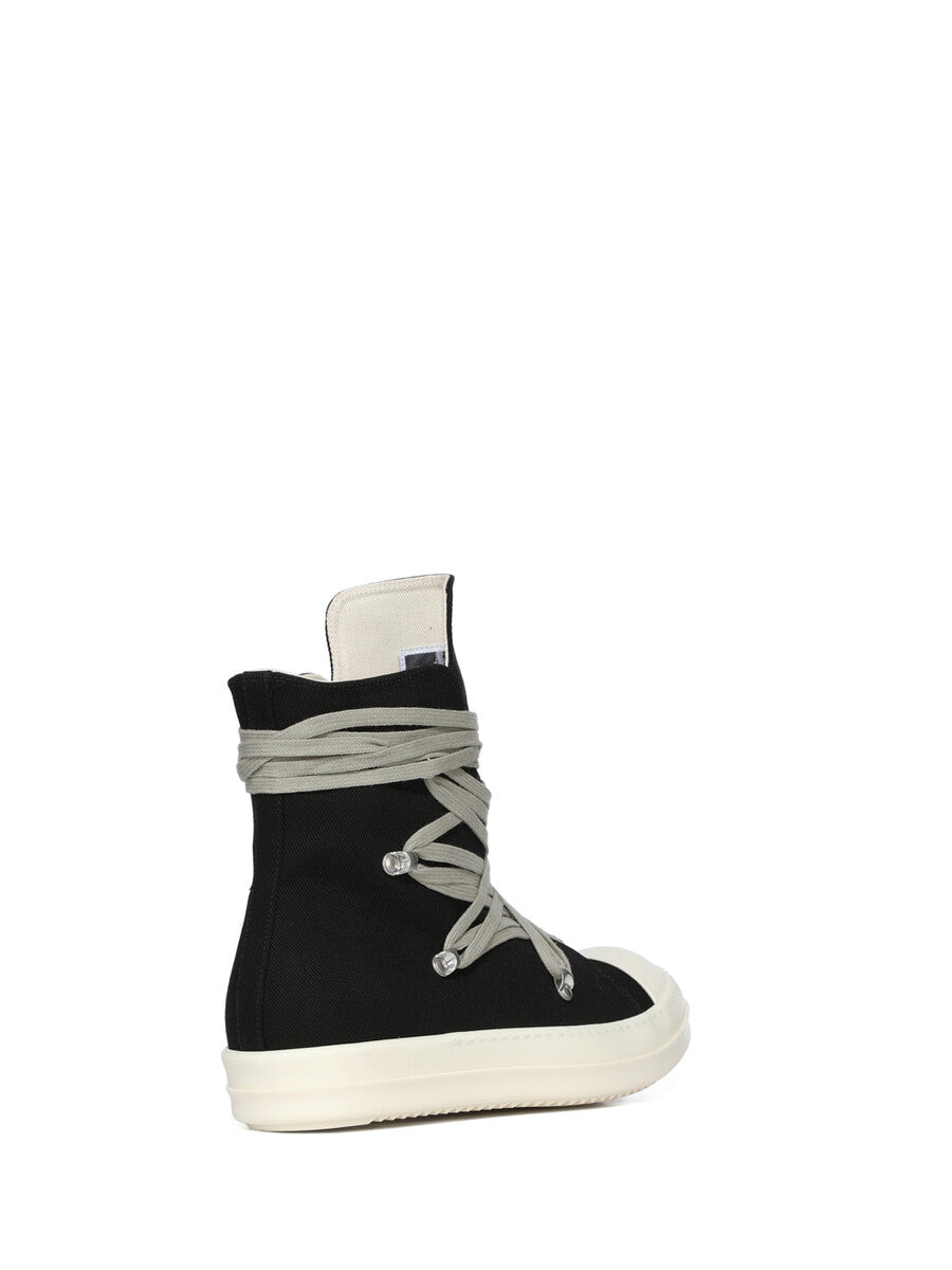 DU01F4809_DOW1_911 | MEGALACE® SNEAKS