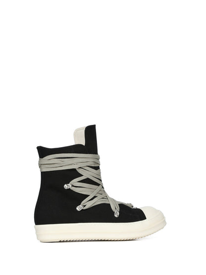 DU01F4809_DOW1_911 | MEGALACE® SNEAKS