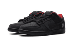 SB Dunk Low “Supreme – Black”