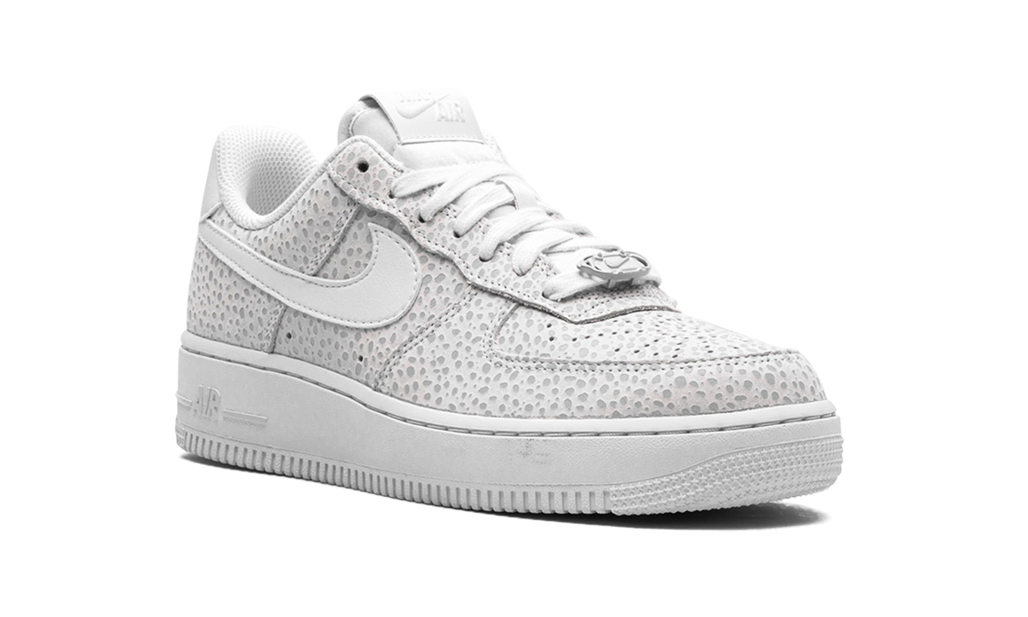 AIR FORCE 1 &