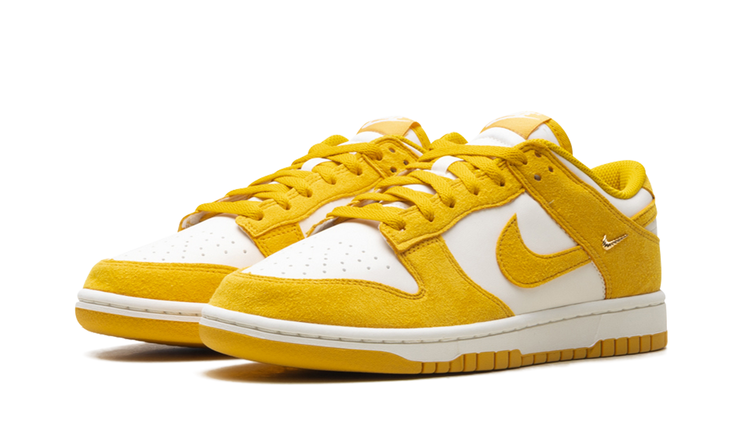 Dunk Low WMNS "Dark Sulfur Gold Mini Swoosh" IB4417 101
