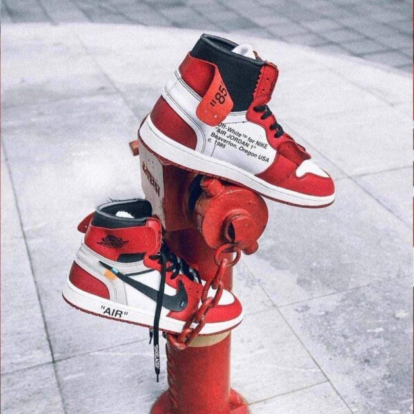 Off White x Jordan1 Chicago