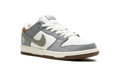 SB Dunk Low "Yuto Horigome" FQ1180 001