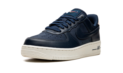 AIR FORCE 1 &