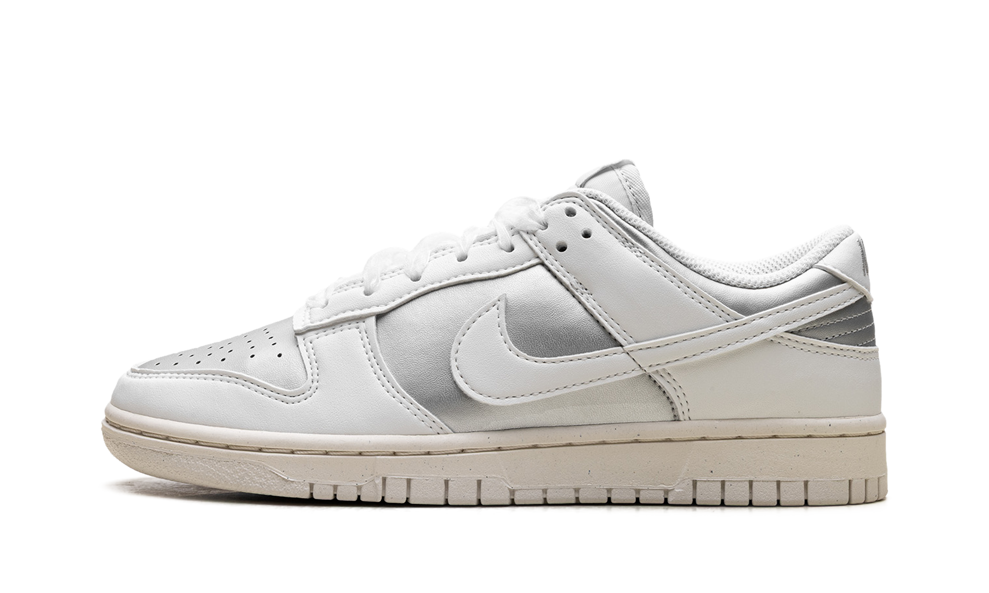 Dunk Low Next Nature WMNS "Sheer Lace Pack - Metallic Platinum" IB7311 001