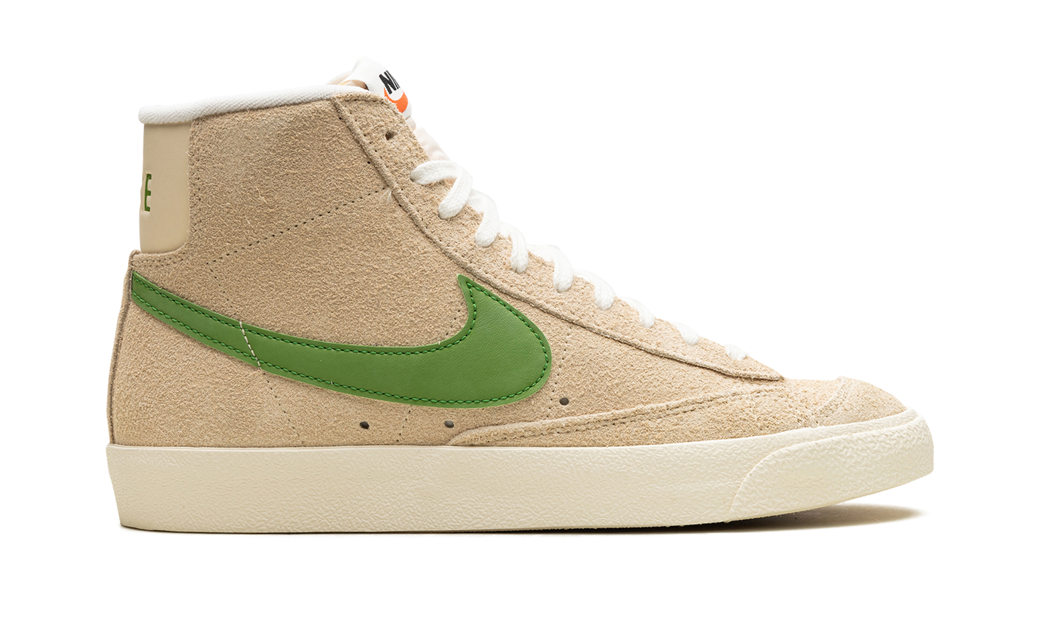 NIKE BLAZER MID &