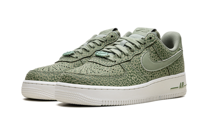 AIR FORCE 1 &