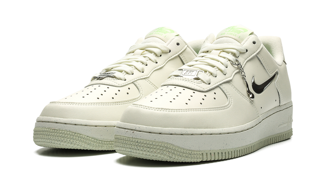 Air Force 1 &