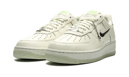 Air Force 1 &