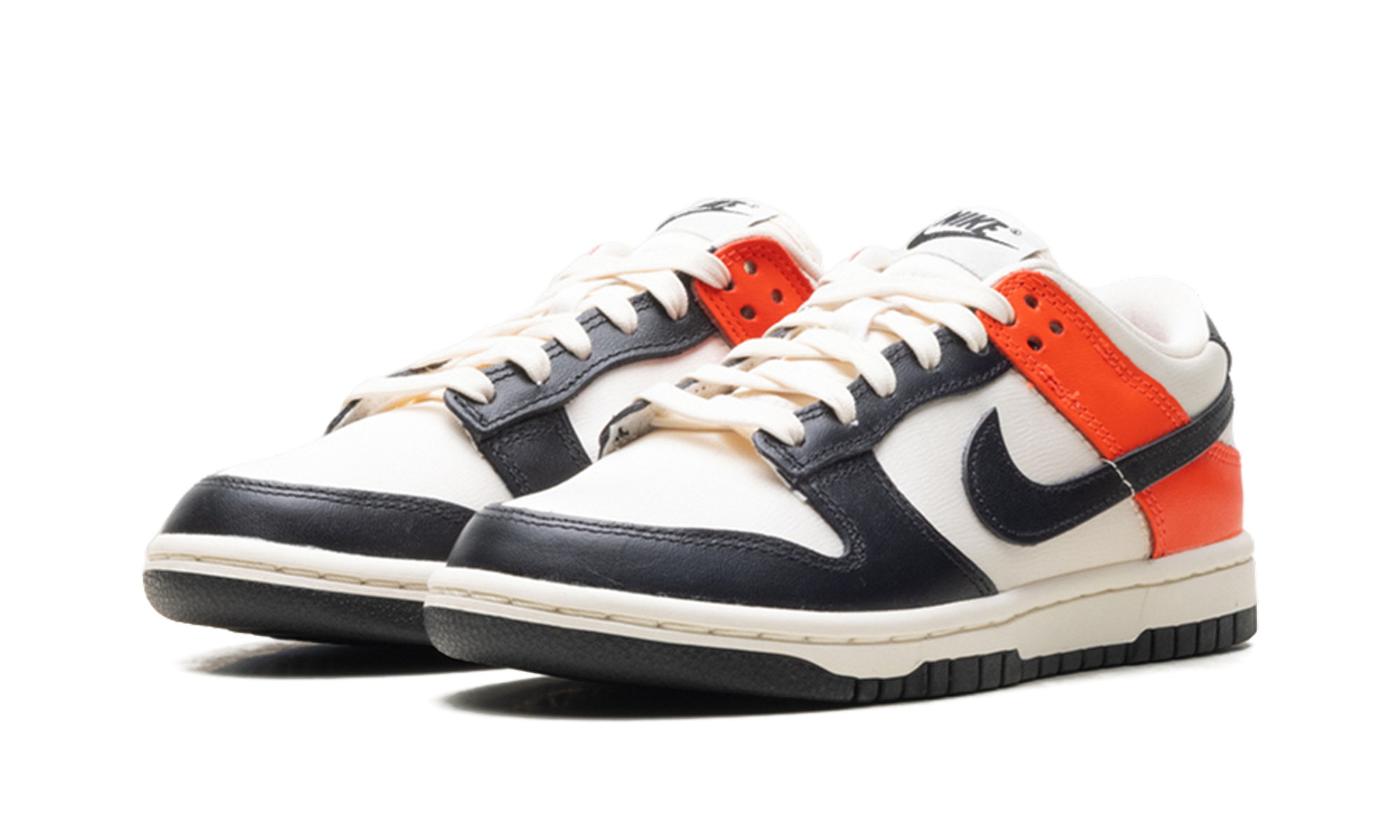 Dunk Low WMNS "Black Toe Bright Crimson" HQ3423 635