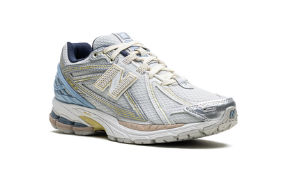 1906R "Kith- White" M1906RKC