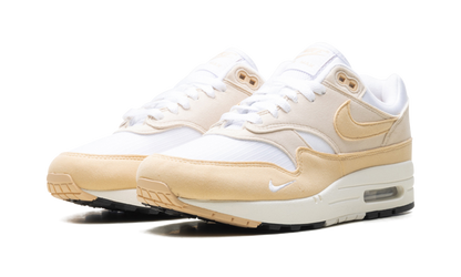 Air Max 1 &