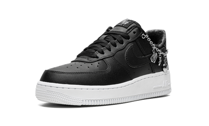 AIR FORCE 1 &
