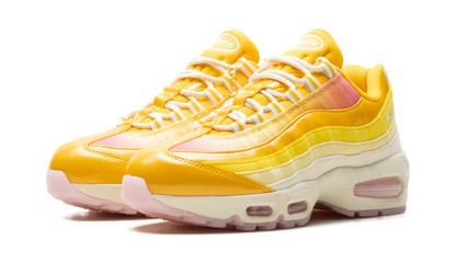 Air Max 95 WMNS "Big Bubble Sunshine" IQ0382 739