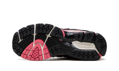 1906R "Desert Heat Black Pink" U1906RMD