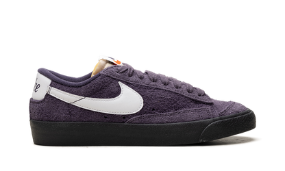 Blazer Low 77 "Vintage Dark Raisin" FQ8060 500
