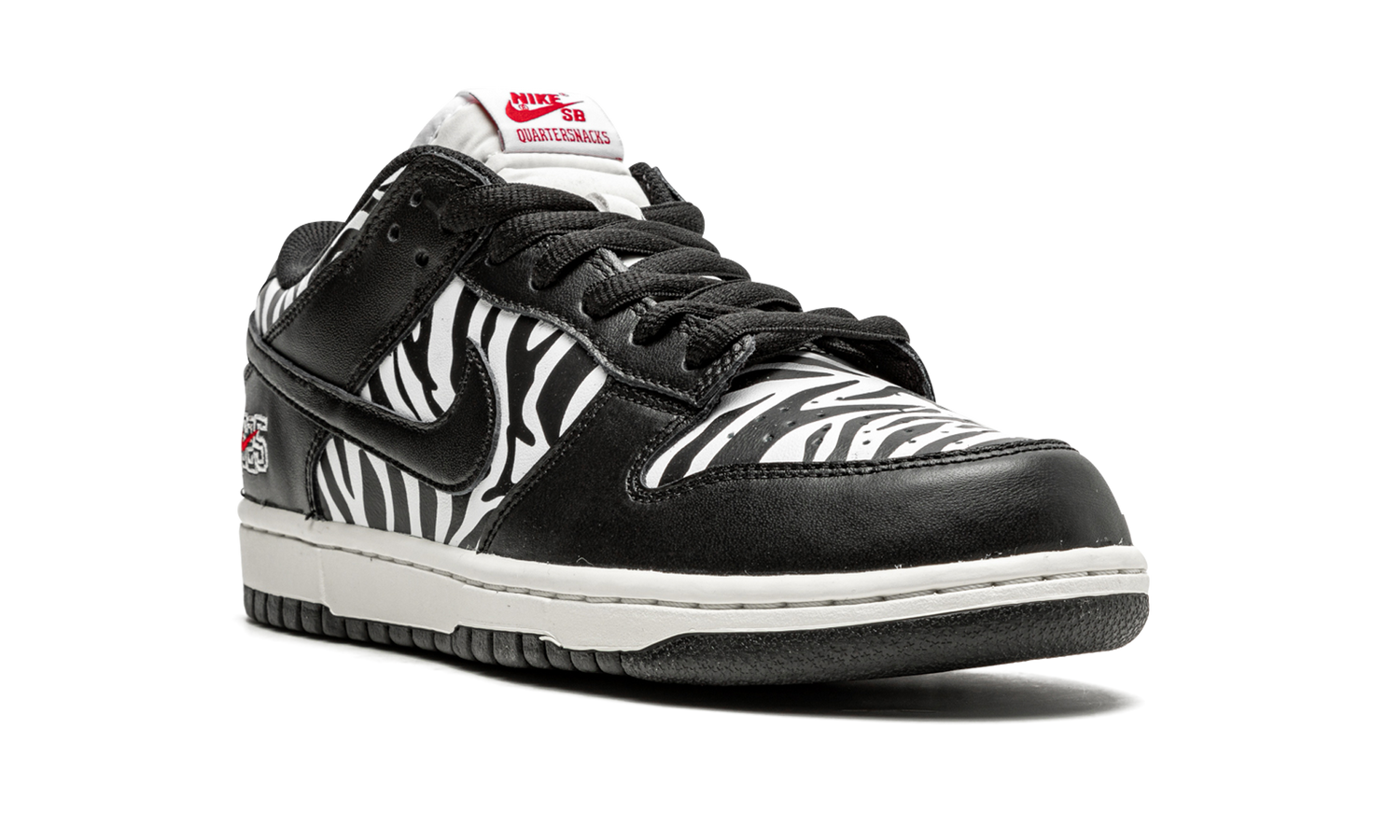 SB Dunk Low OG QS "Quarter Snacks" DM3510 001