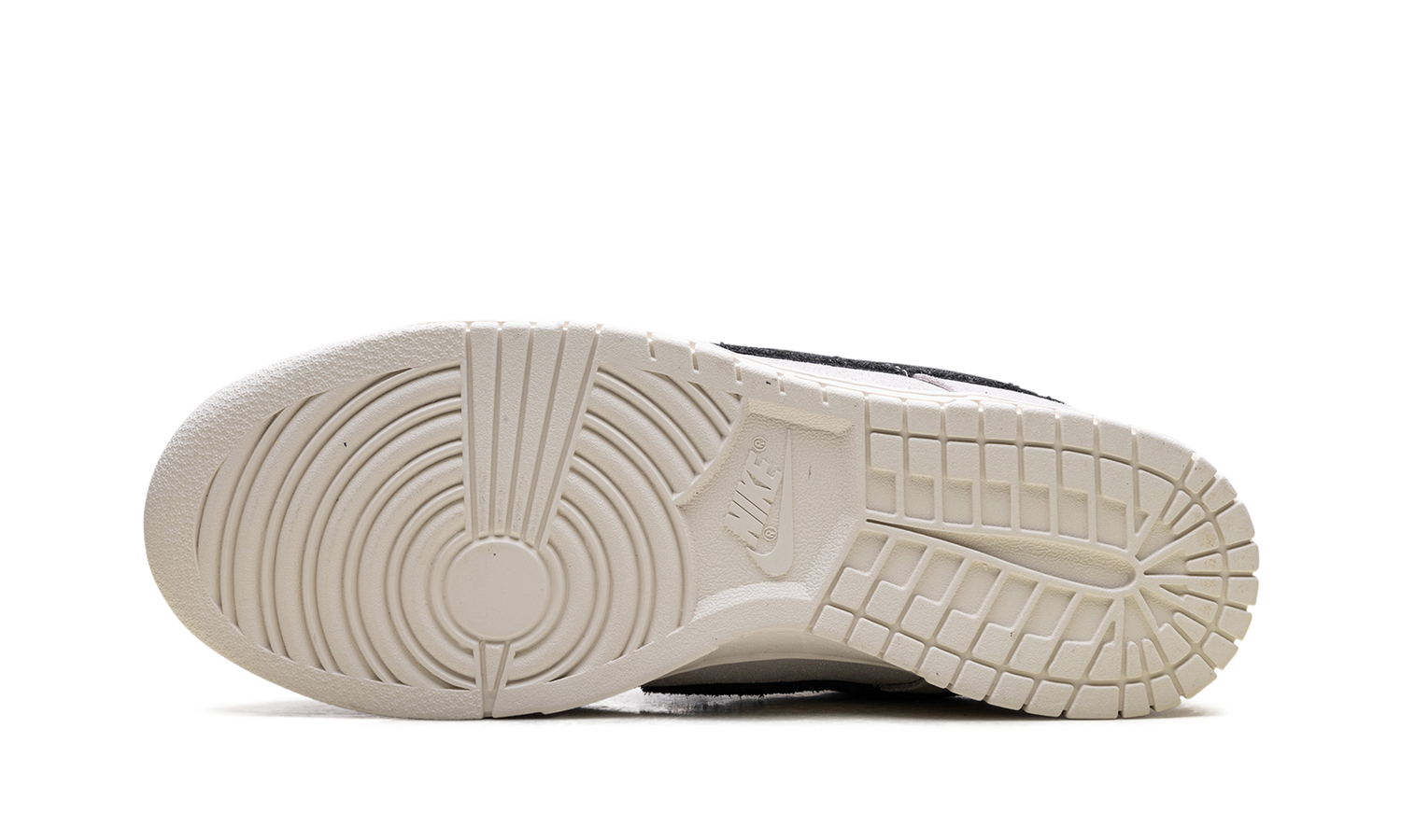 Dunk Low SE WMNS "Team Red" HQ3502 100