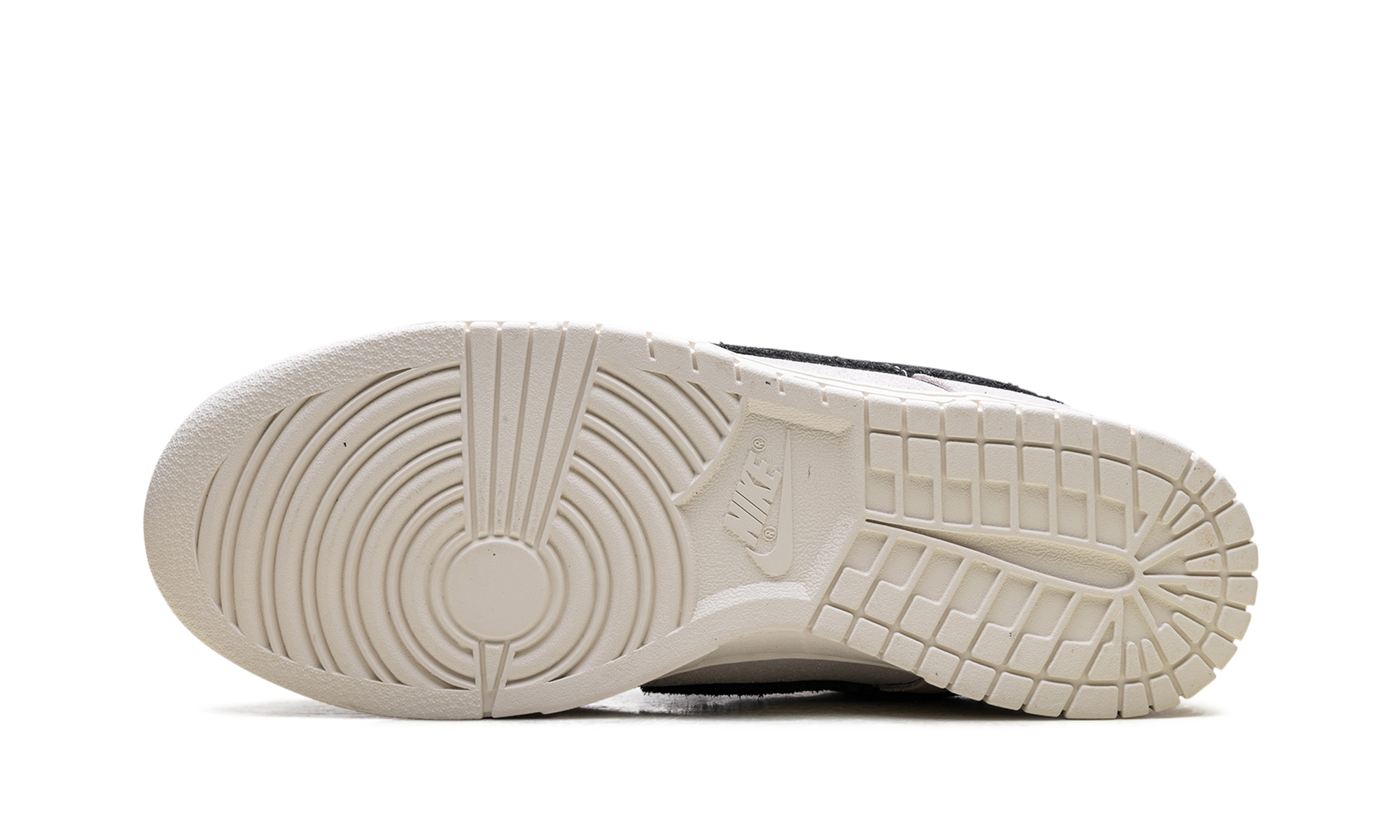 Dunk Low SE WMNS "Team Red" HQ3502 100