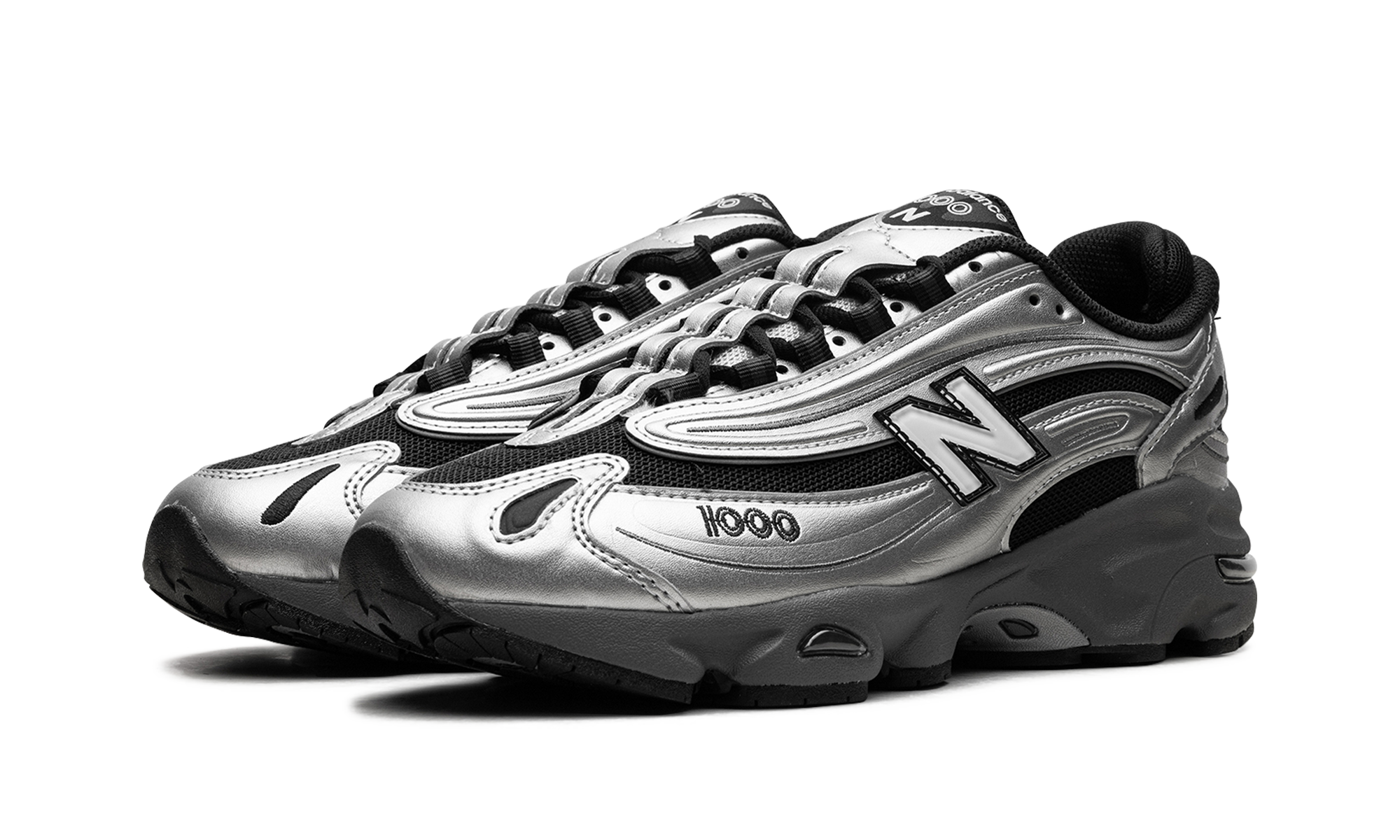 1000 "Black Silver Metallic" M1000EGR
