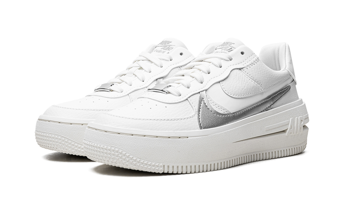 AIR FORCE 1 PLT.AF.ORM MNS WMNS "White Metallic Silver" DJ9946 101