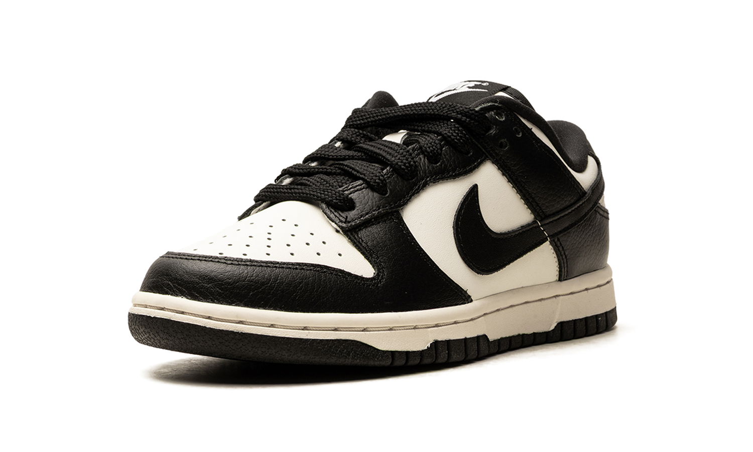 Dunk Low SE WMNS "Cherry Charms - Panda" HQ7487 100