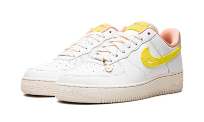AIR FORCE 1 &