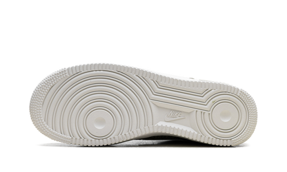 AIR FORCE 1 &