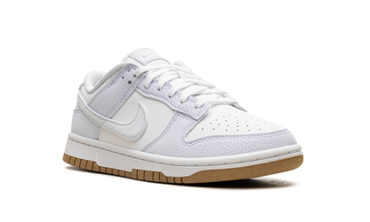 Dunk Low WMNS "Football Grey / Gum" FN6345 100