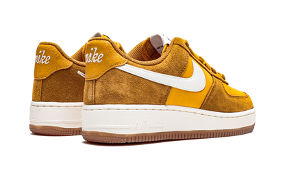 AIR FORCE 1 &