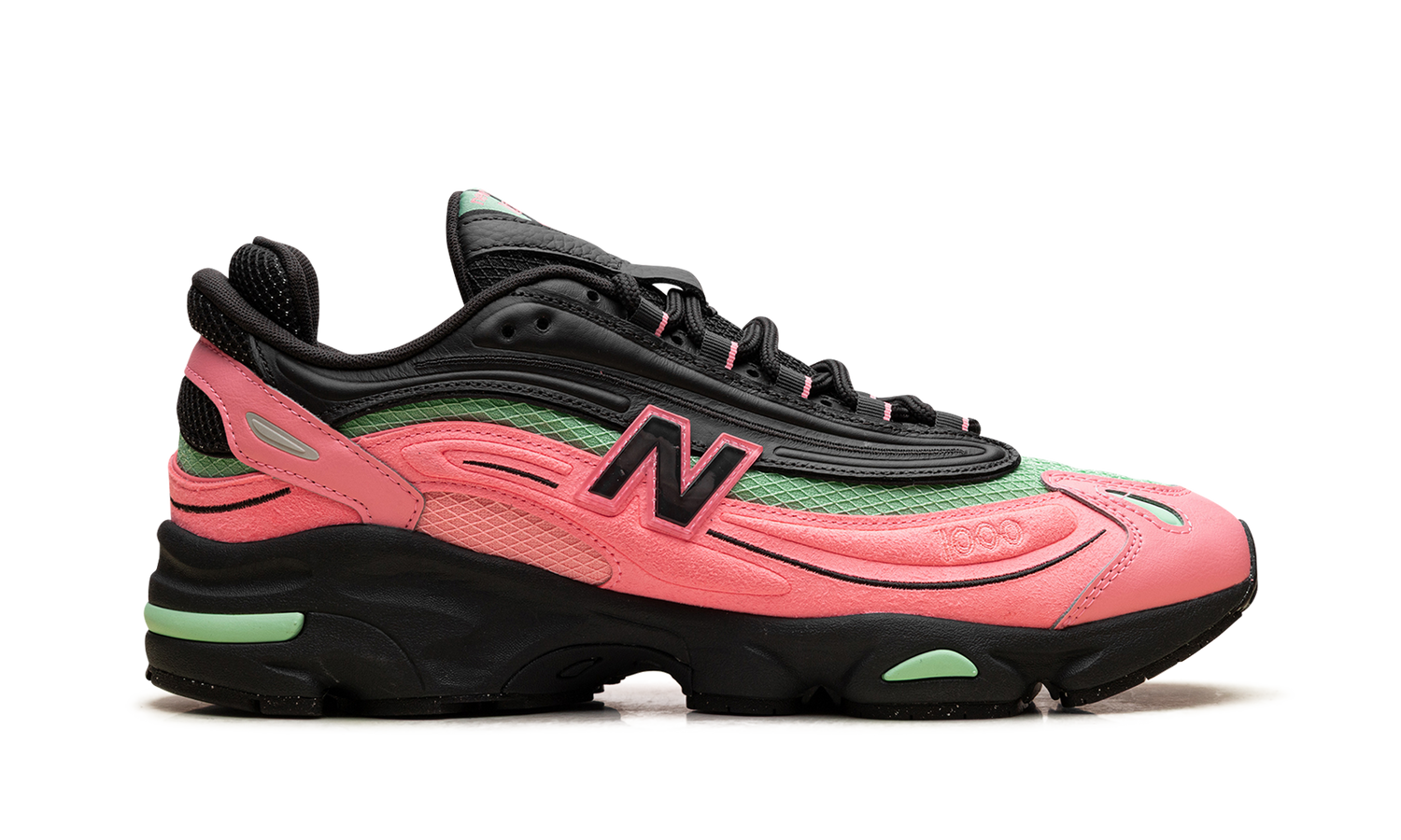 1000 "Black / Pink - Footlocker Exclusive" M1000FDM
