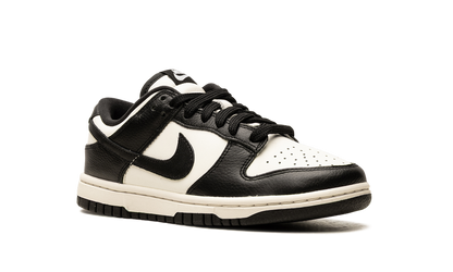 Dunk Low SE WMNS "Cherry Charms - Panda" HQ7487 100