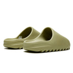 adidas Yeezy Slides ‘Resin’