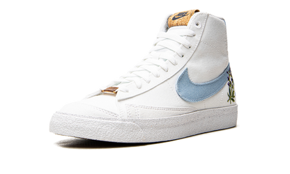 BLAZER MID &