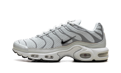 Air Max Plus WMNS "Light Silver" FV8480 002