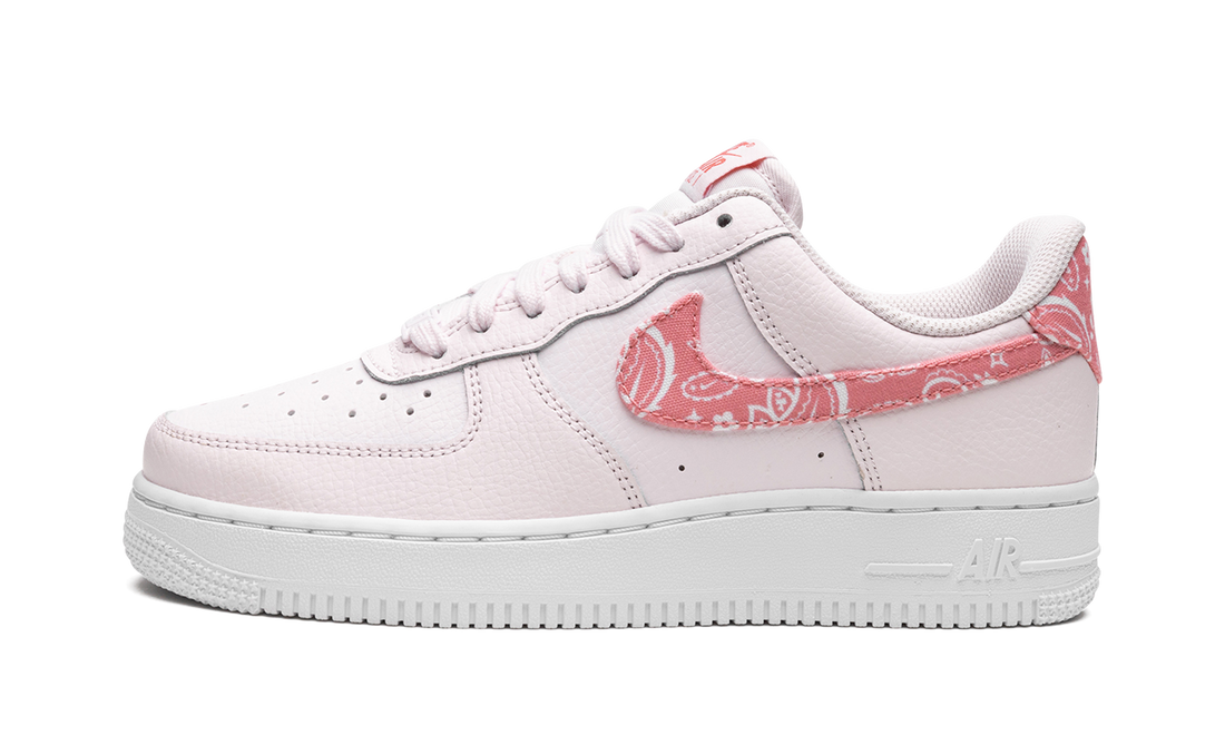 AIR FORCE 1 &