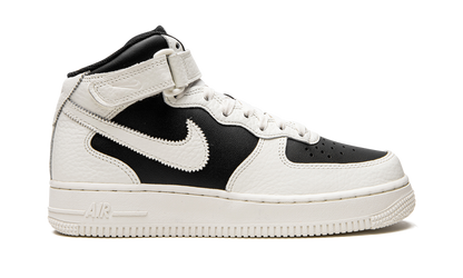 AIR FORCE 1 &