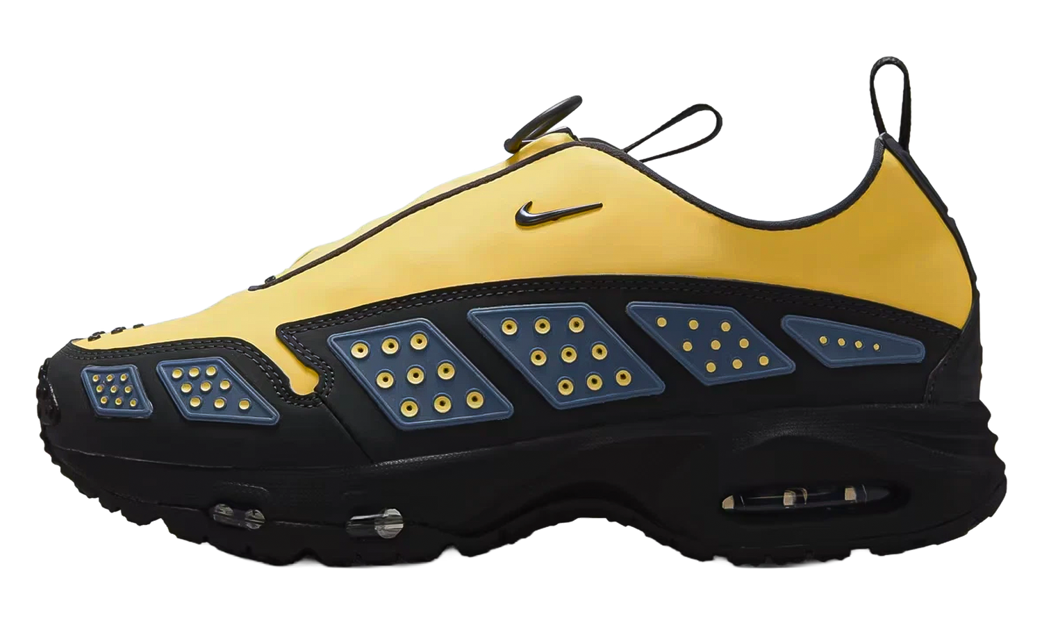 Air Max SNDR WMNS "Saturn Gold" HF1199 700