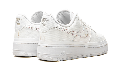 AIR FORCE 1 LO LX WMNS "Reveal" CJ1650 101