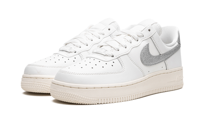 AIR FORCE 1 &