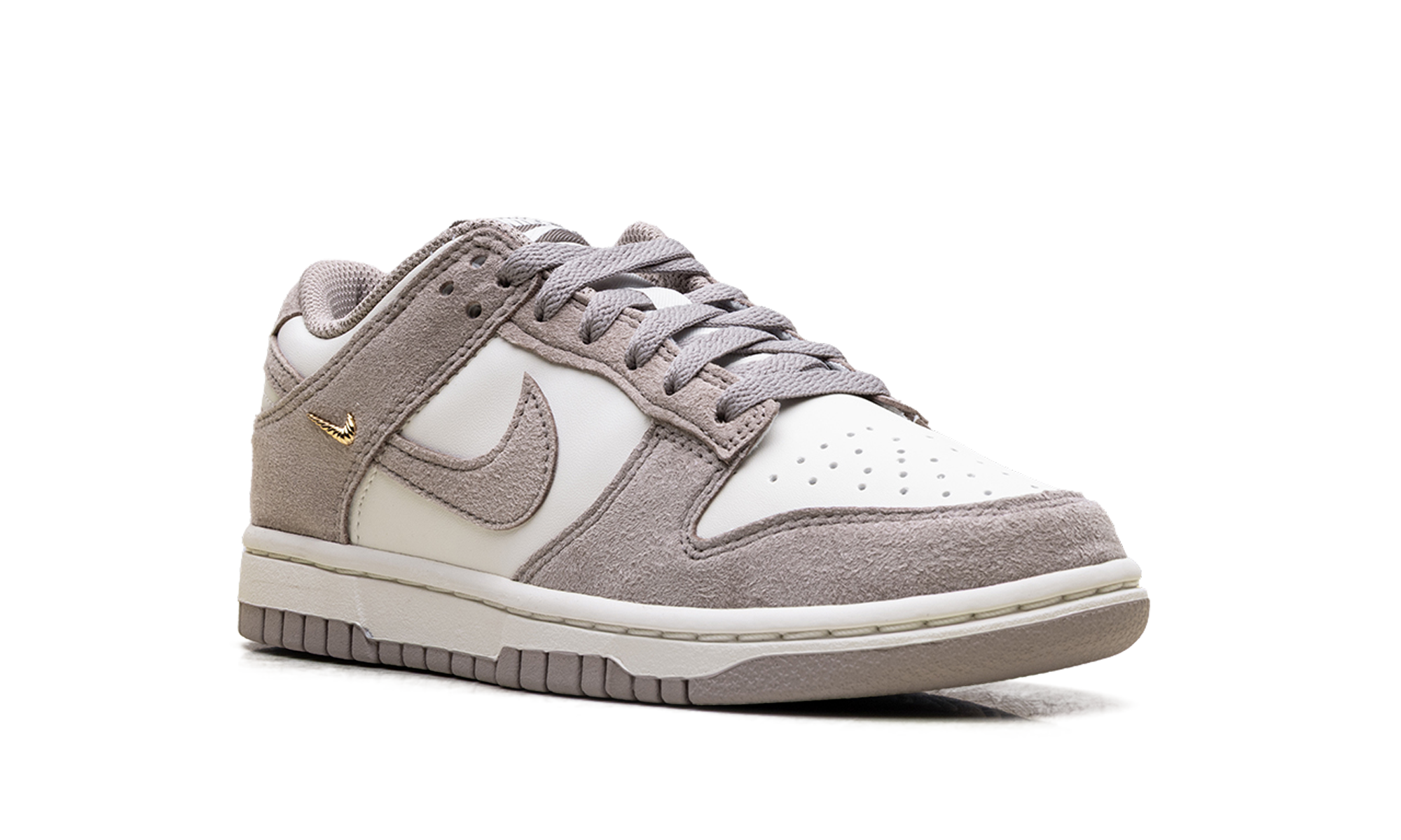 Dunk Low WMNS "Malt Gold Mini Swoosh" IB4417 105